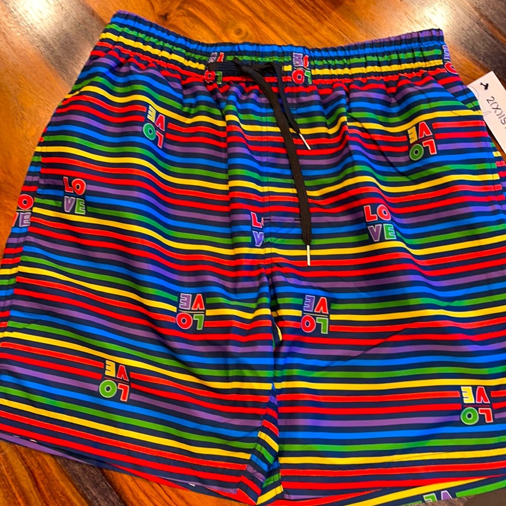 2XIST shorts Men’s with inner Brief size L & Multi color